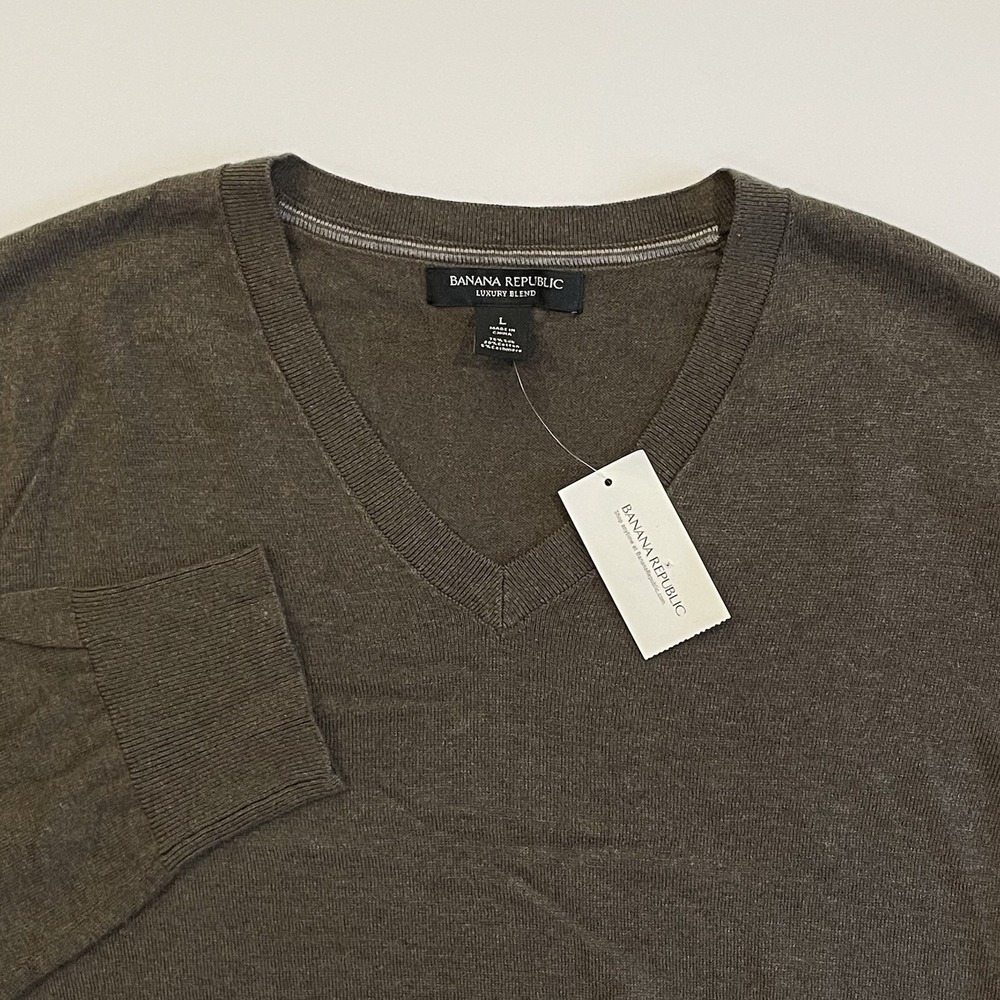 NEW Banana Republic Luxury Blend Sweater Men's Large V-Neck Long Sleeve Brown